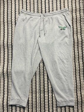 Antigua Gray Fleece-Lined Sweatpant Waistband Detail